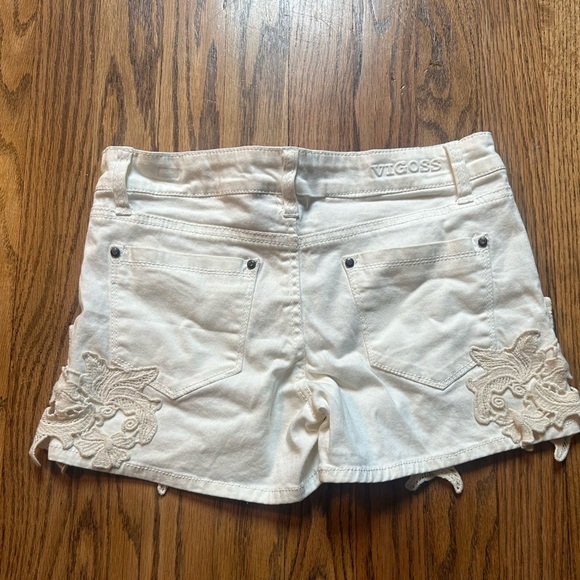 Vigoss Girls The Jagger Cream Jean Shorts with Lace Detailing Bohemian Flair - Picture 5 of 7